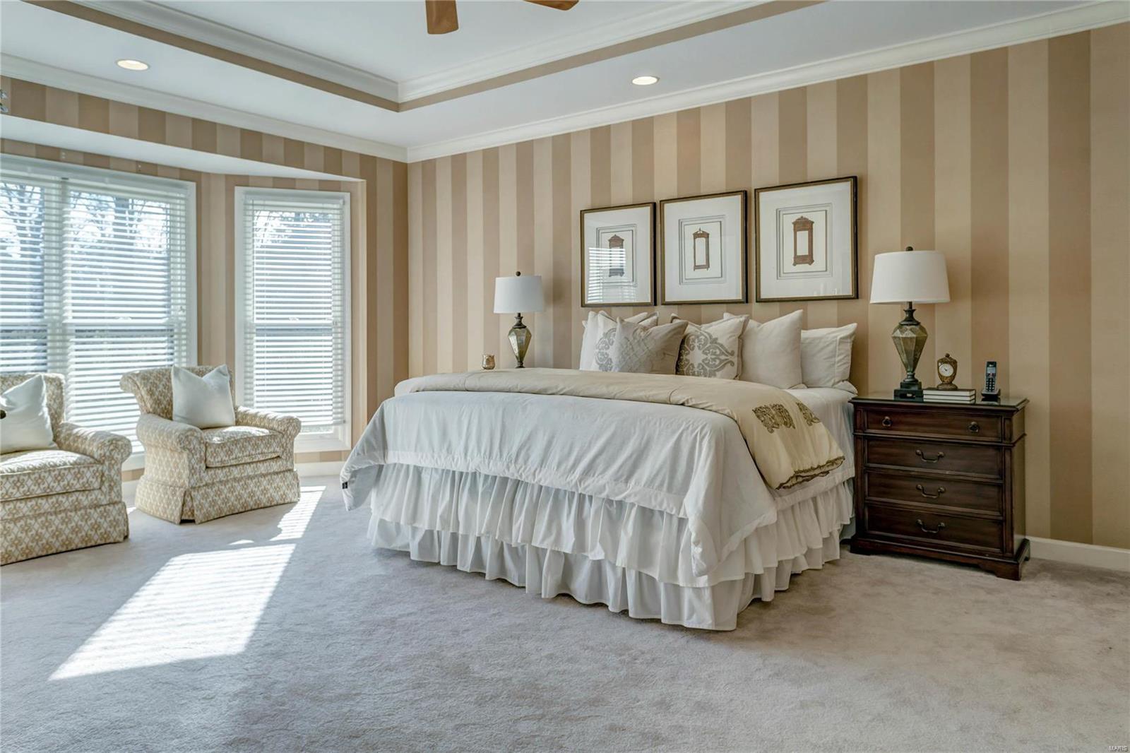 Town & Country Manor - Residential