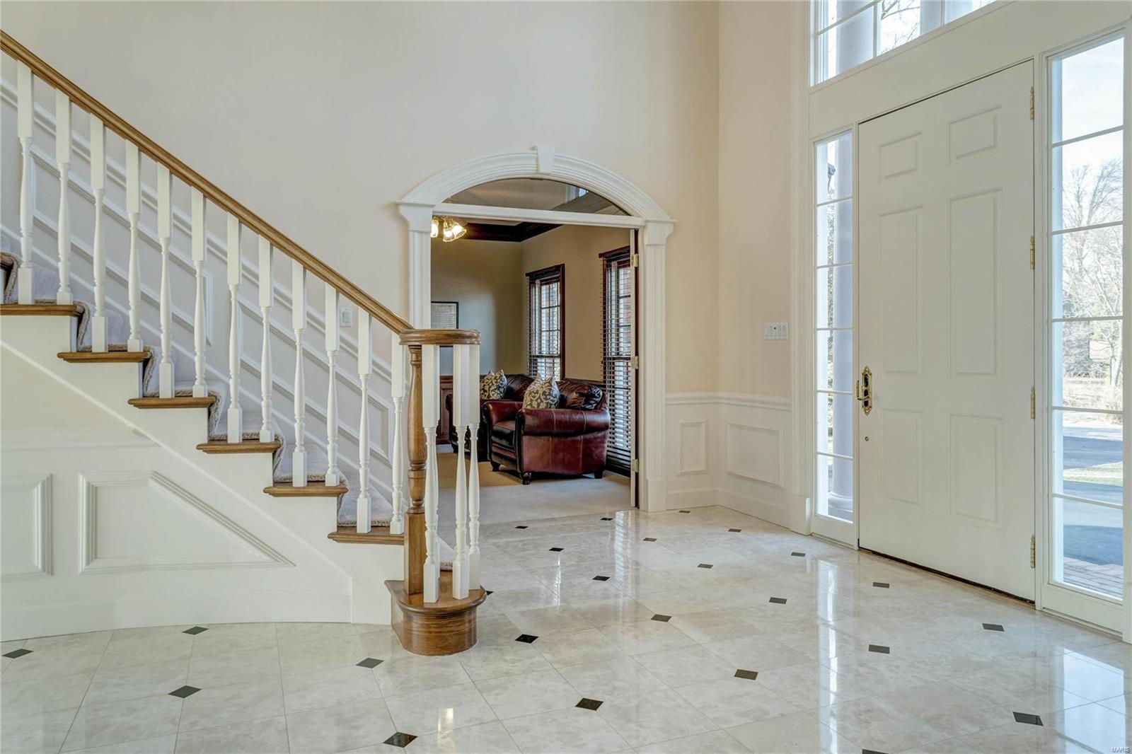 Town & Country Manor - Residential