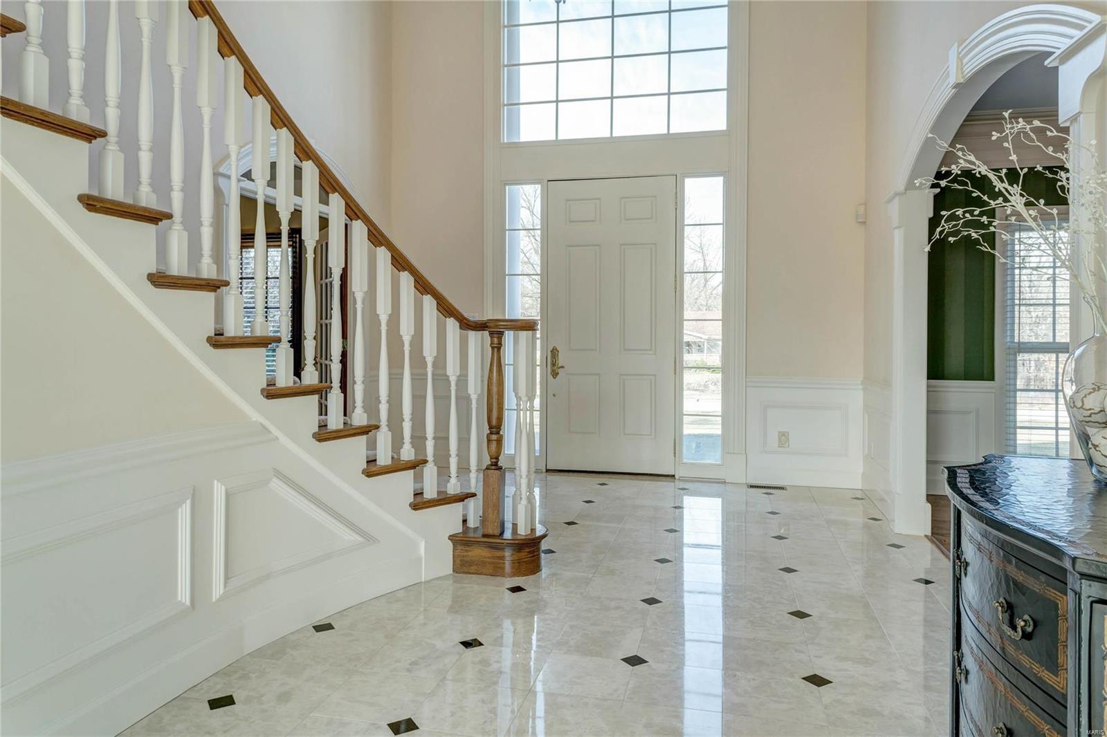 Town & Country Manor - Residential