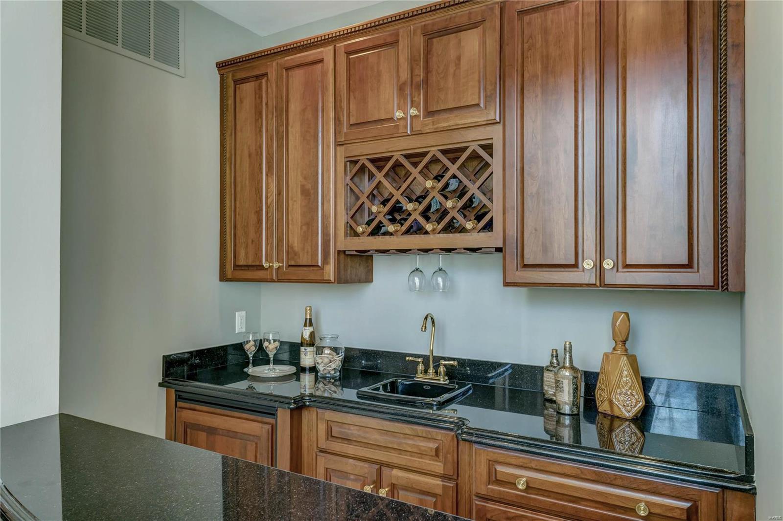 Town & Country Manor - Residential