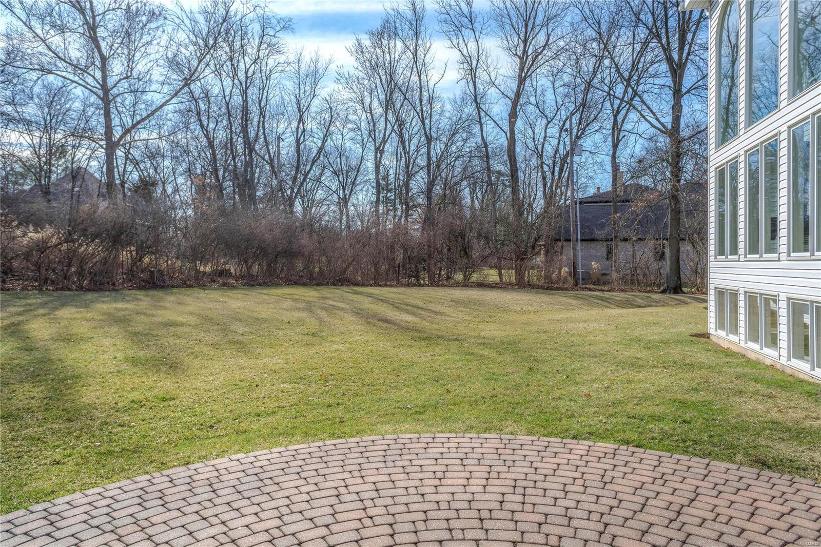 Town & Country Manor - Residential