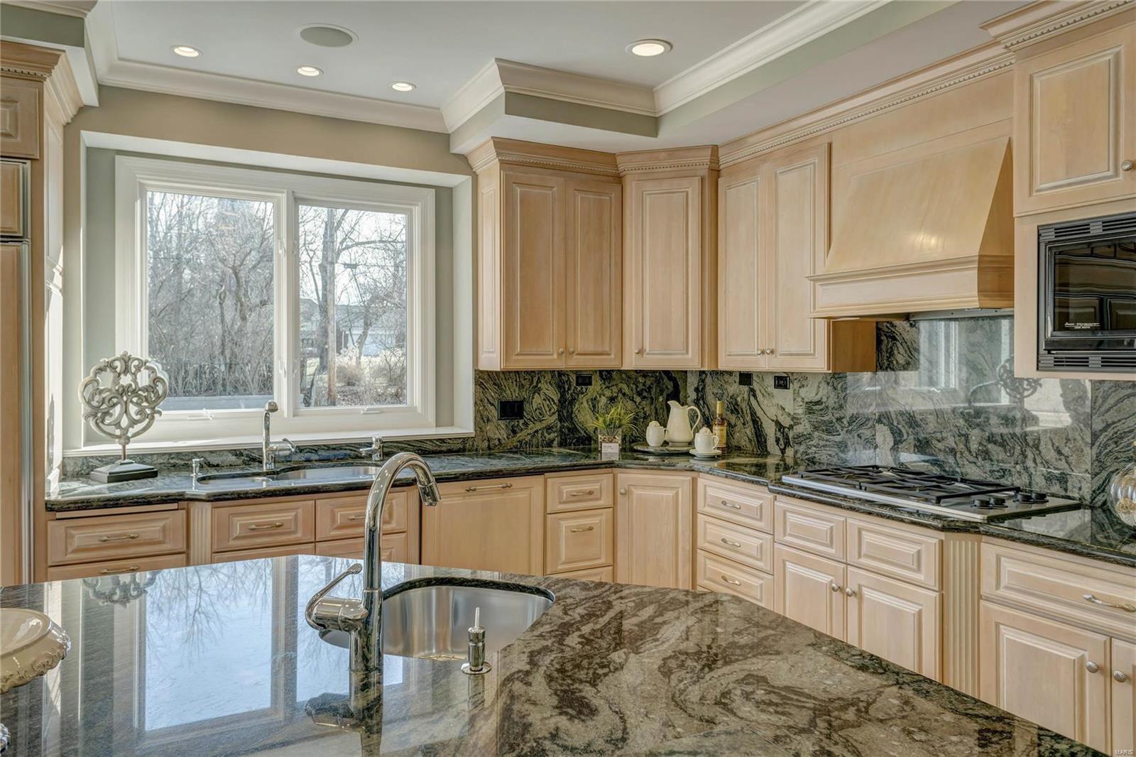 Town & Country Manor - Residential