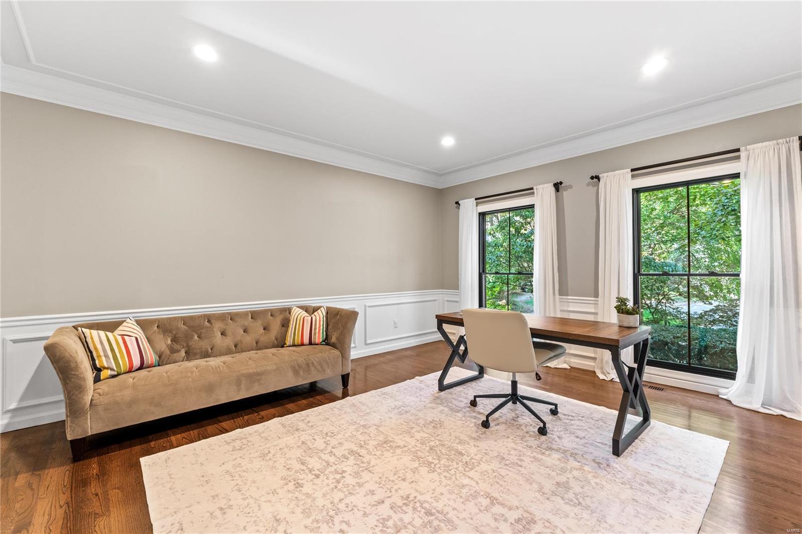 Pointe Essex - Residential