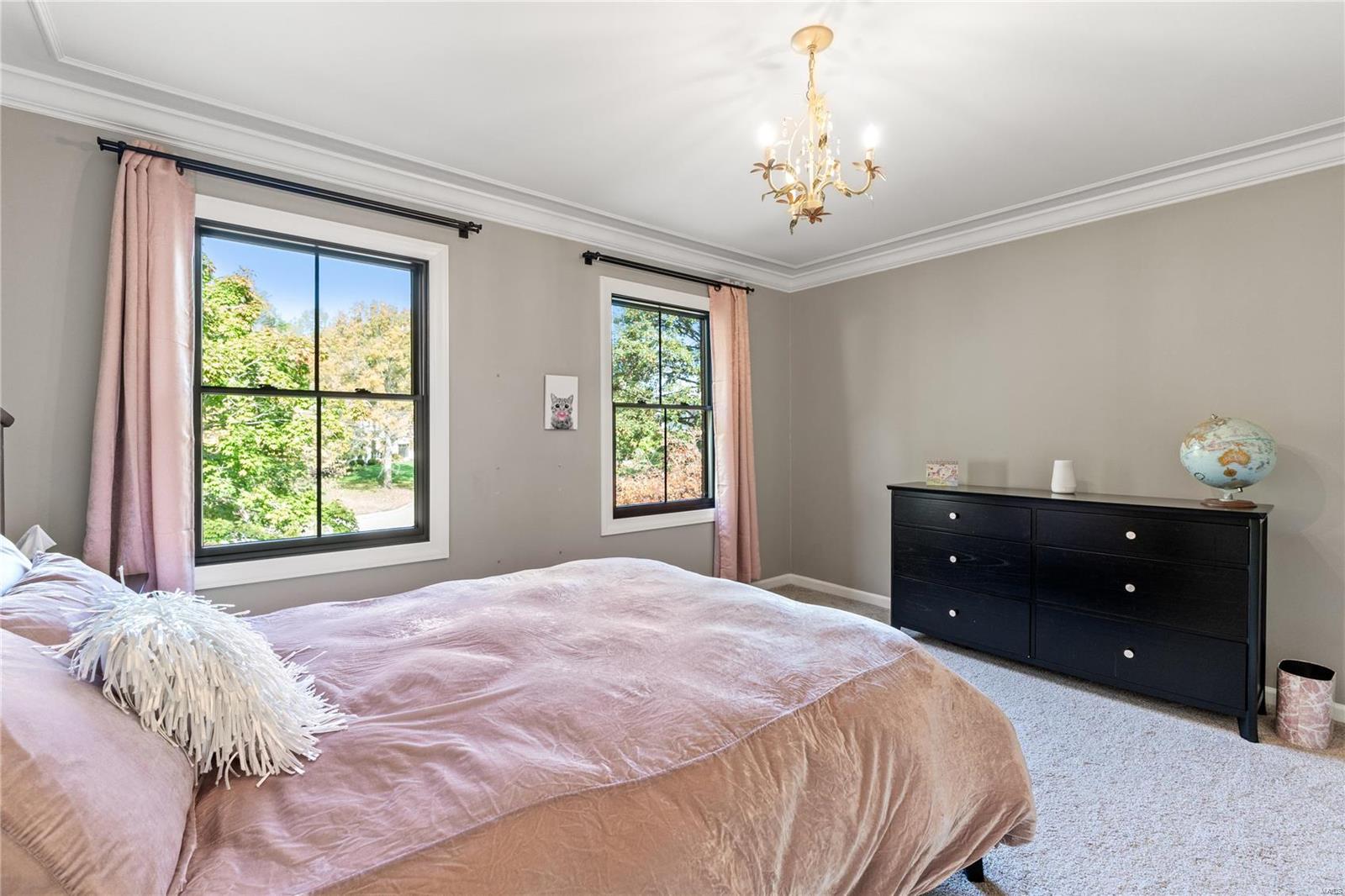 Pointe Essex - Residential