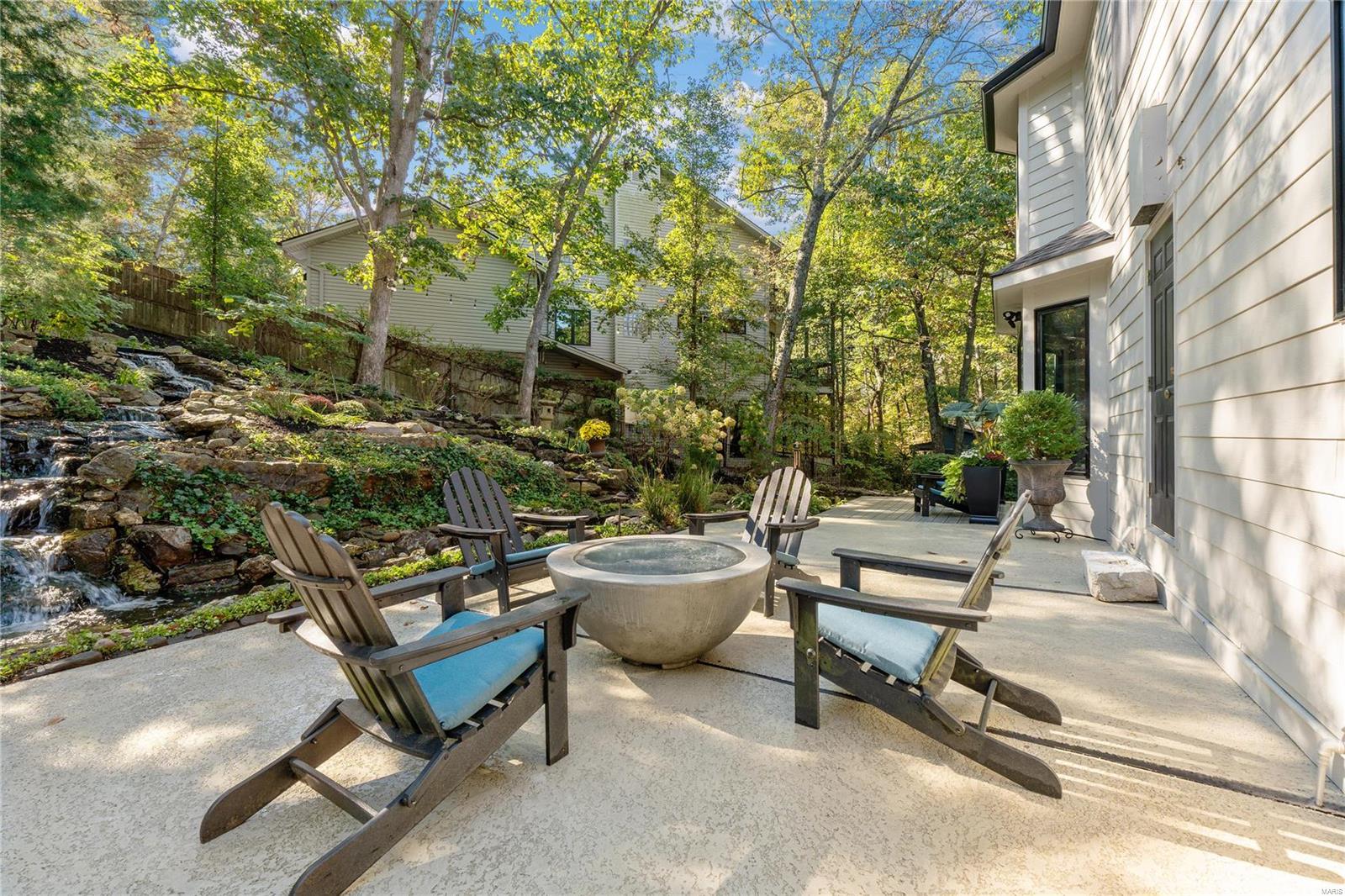 Pointe Essex - Residential