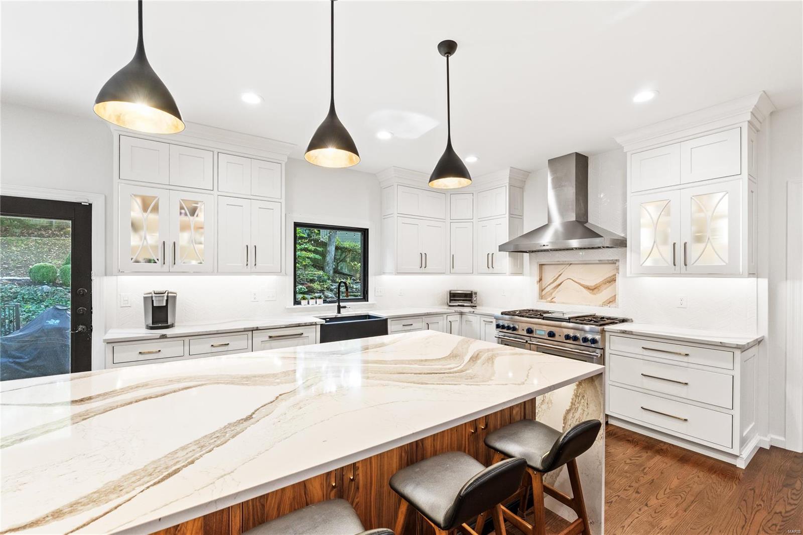 Pointe Essex - Residential