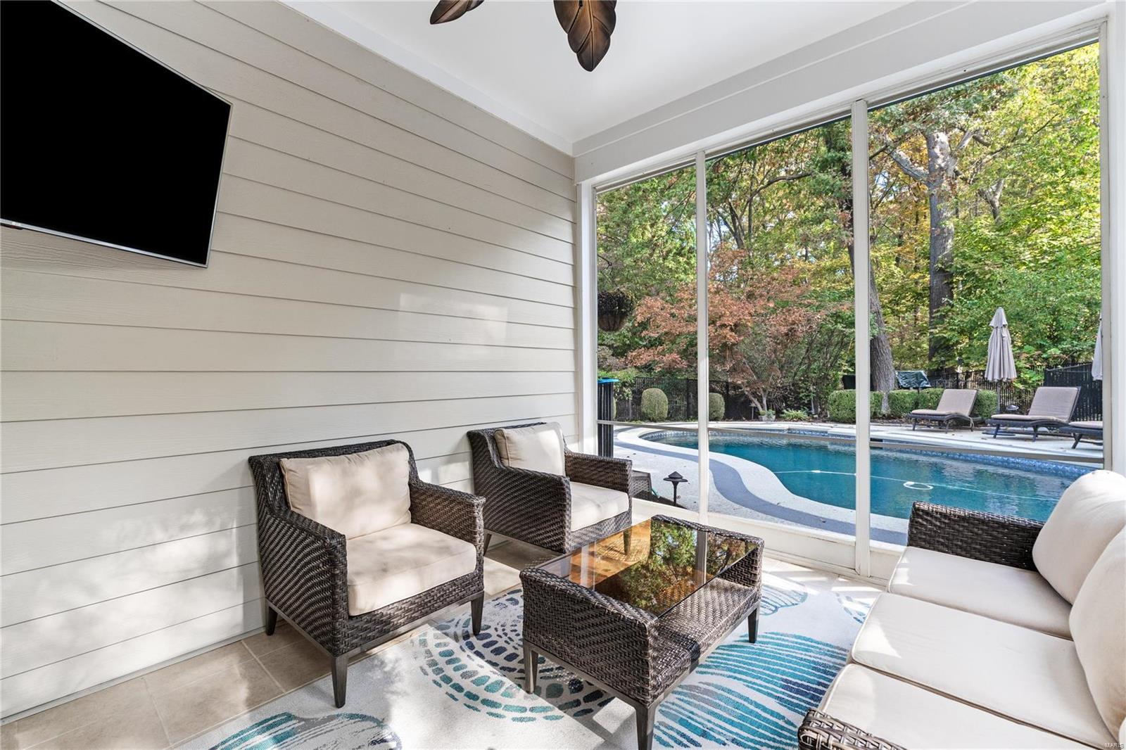 Pointe Essex - Residential