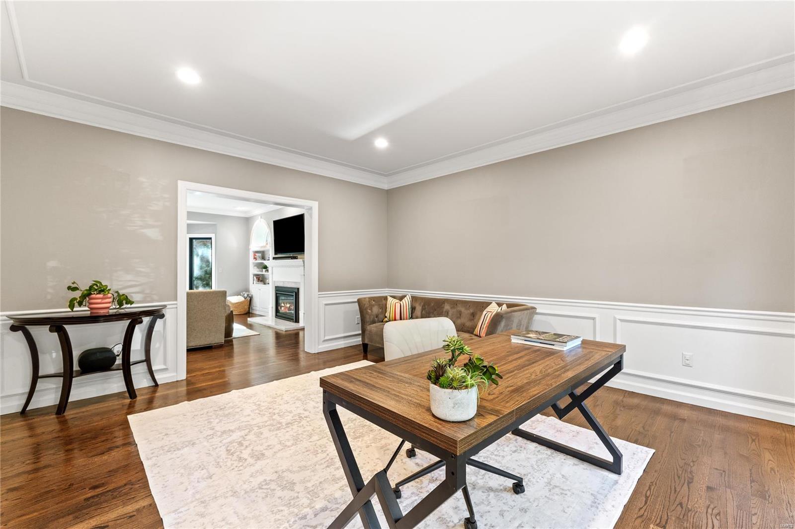 Pointe Essex - Residential