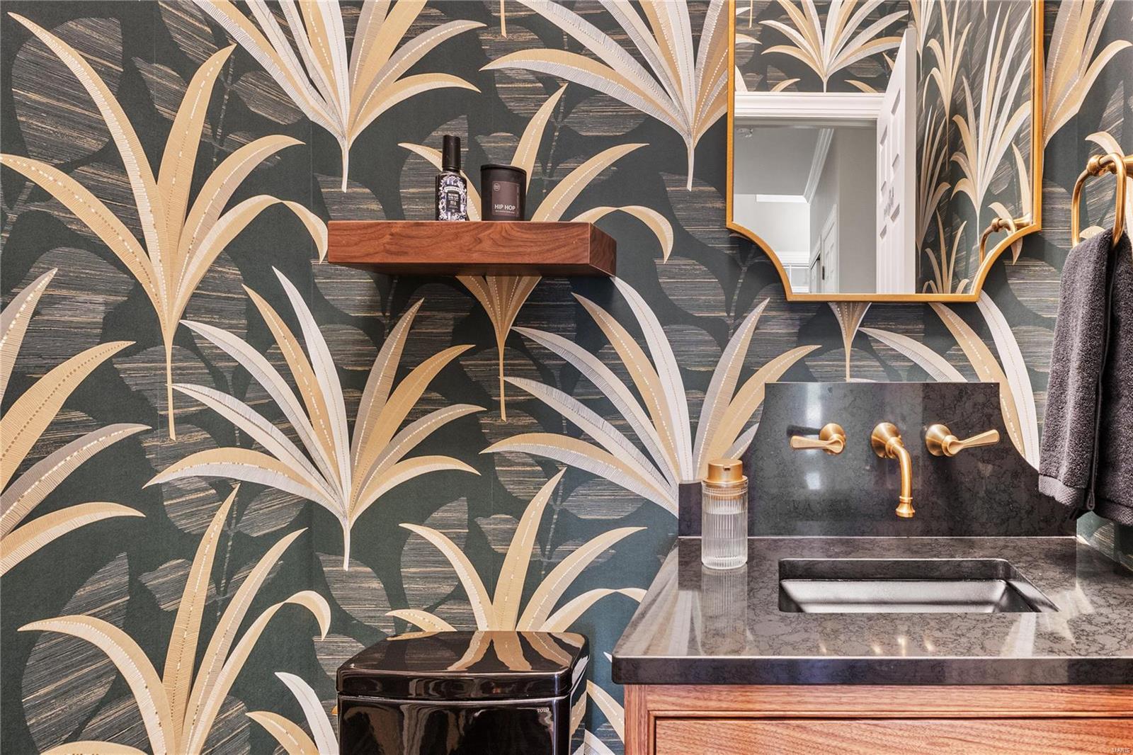 Pointe Essex - Residential