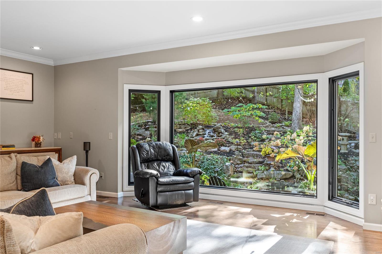 Pointe Essex - Residential