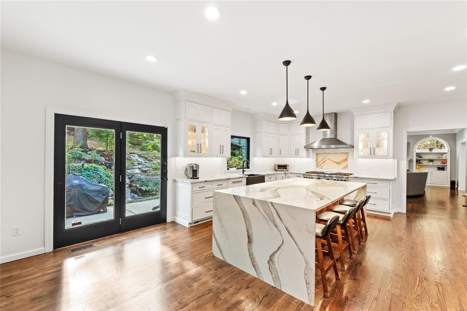 Pointe Essex - Residential