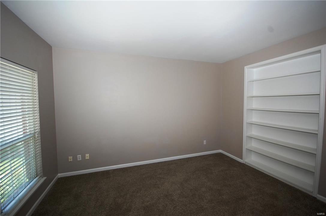 Twin Chimneys Village G - Residential