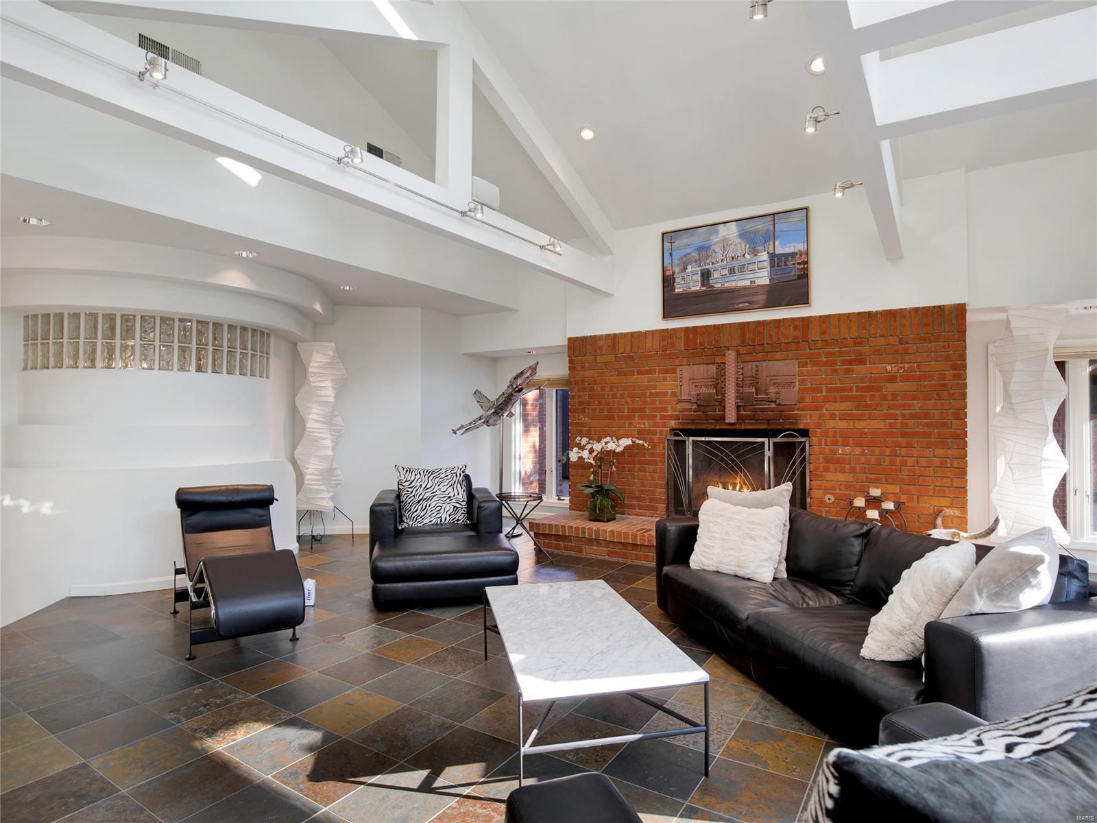 Central On The Park Condo - Residential