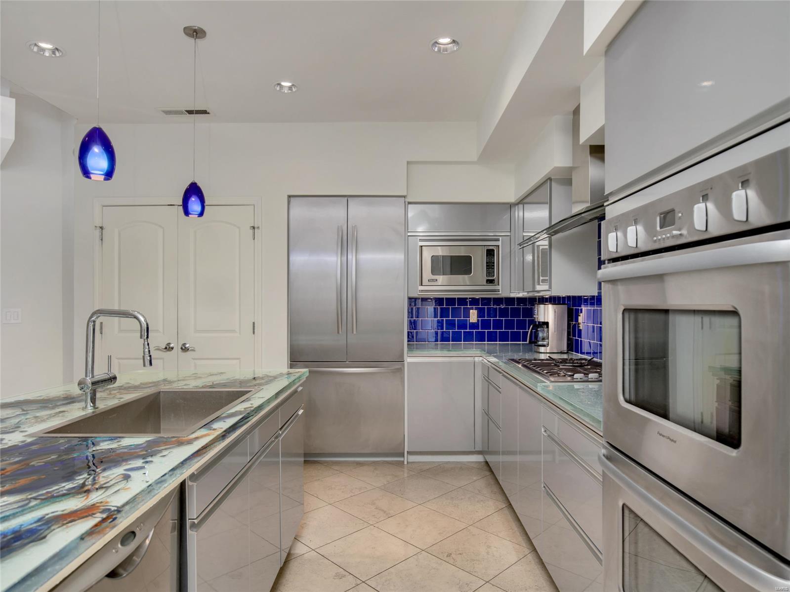 Central On The Park Condo - Residential