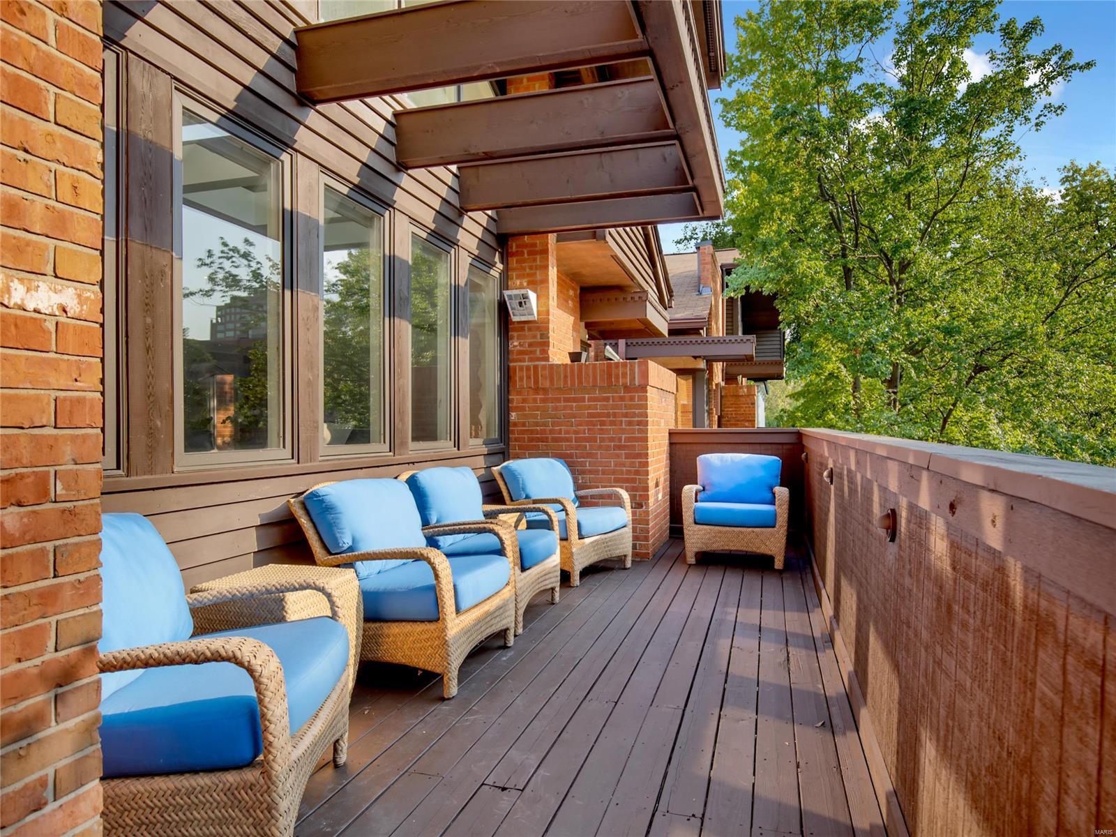 Central On The Park Condo - Residential