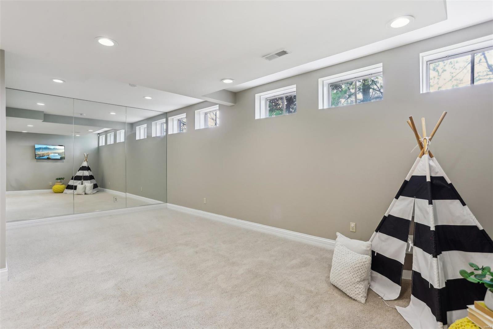 Estates At Baxter Pointe The - Residential