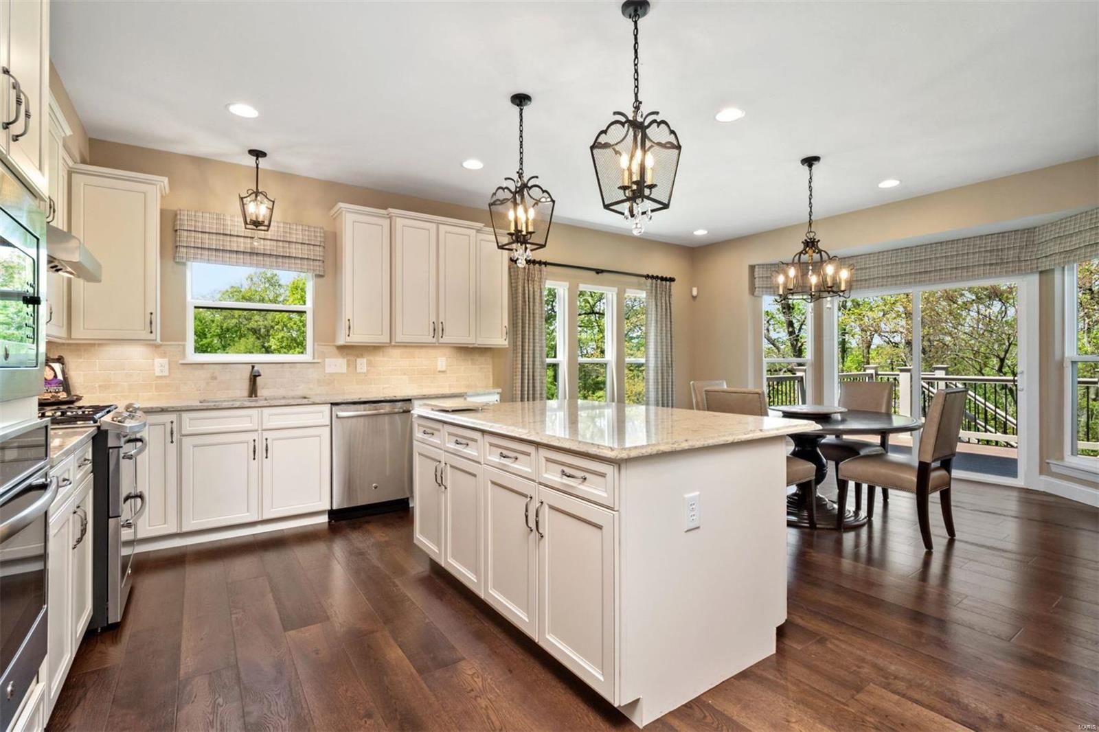 Belle Maison - Residential