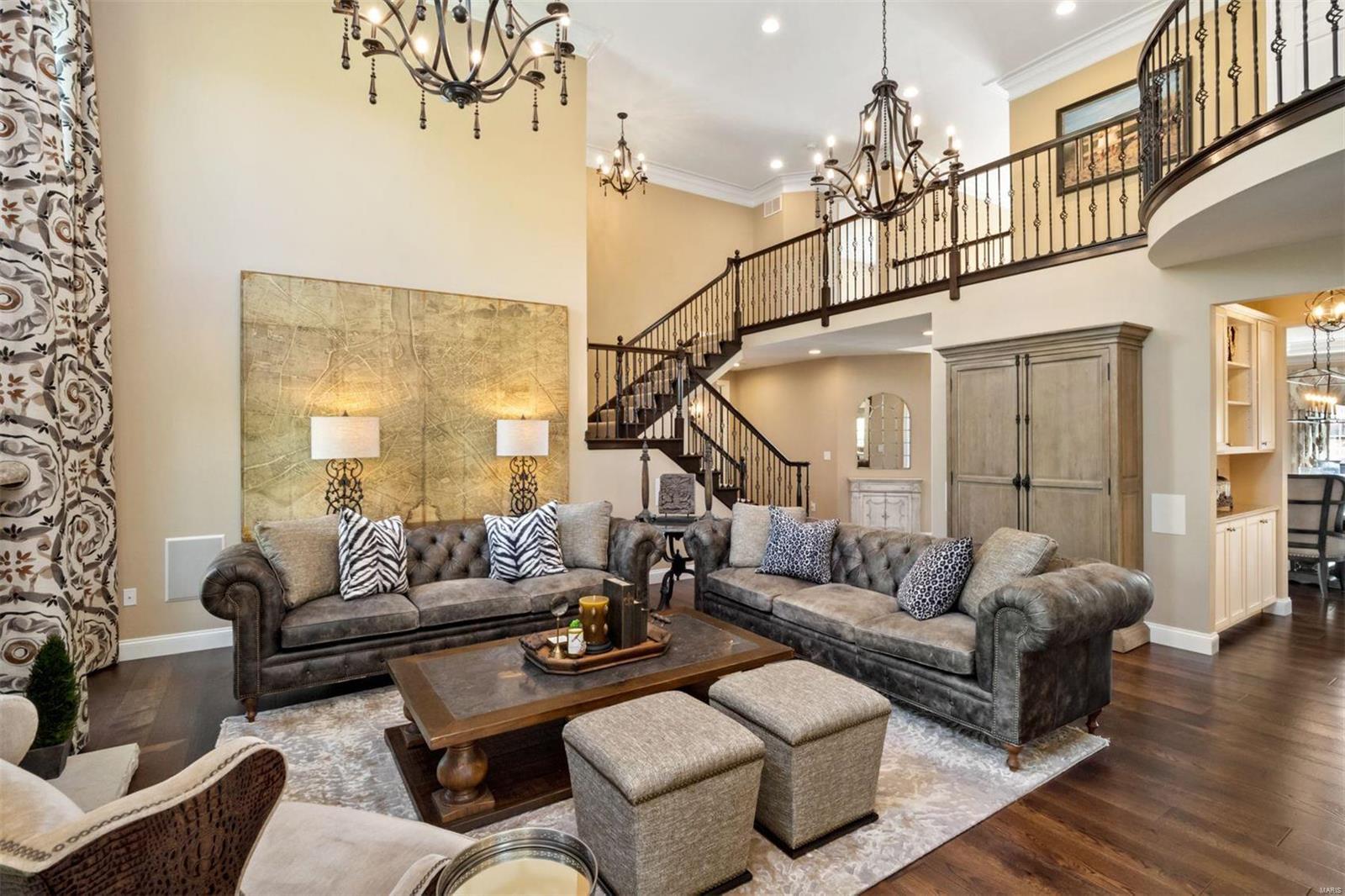 Belle Maison - Residential