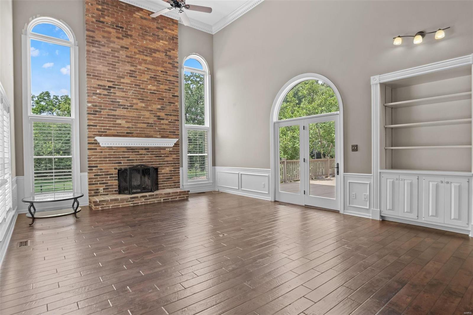 Arlington Oaks - Residential