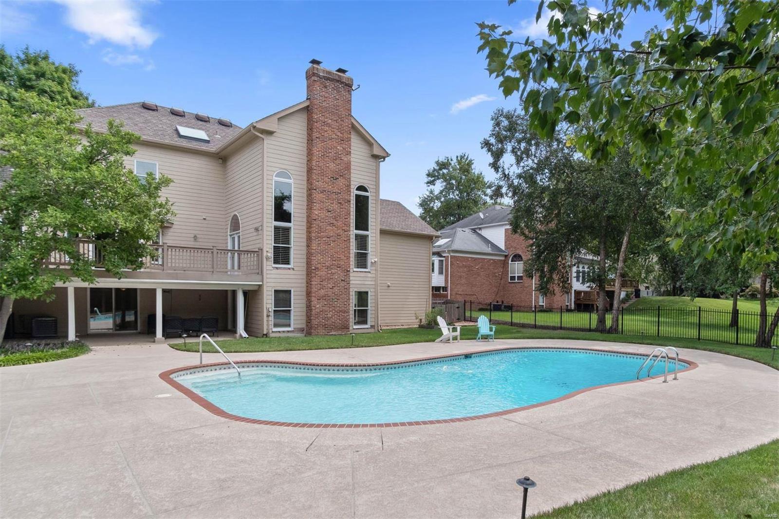 Arlington Oaks - Residential