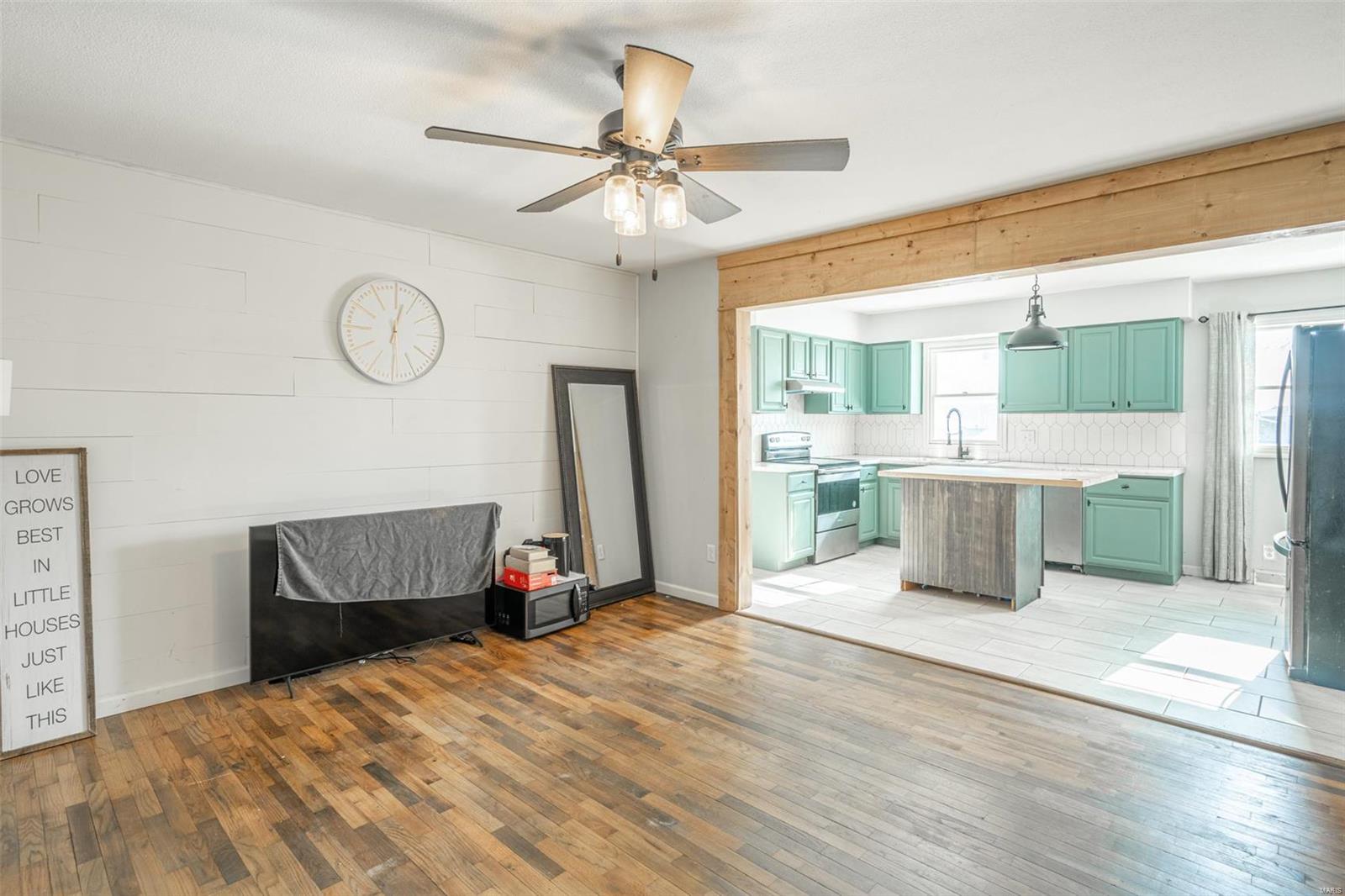 Country Club Estates - Residential