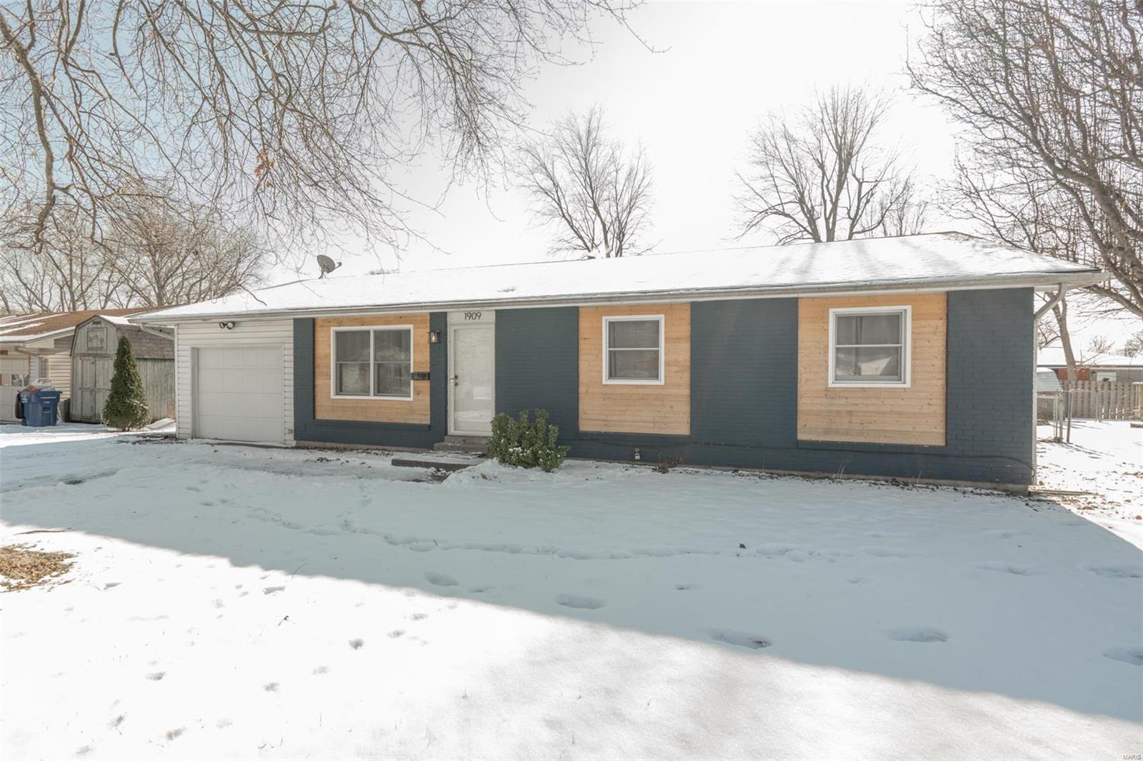 Country Club Estates - Residential