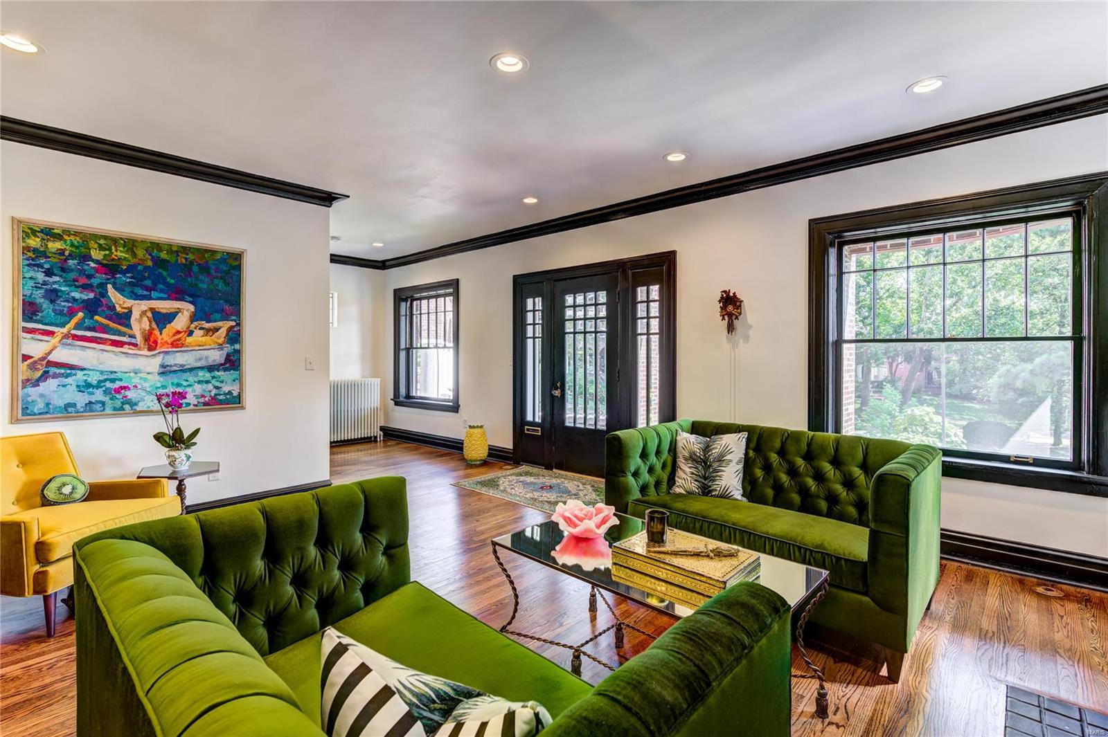 Country Club Court - Residential