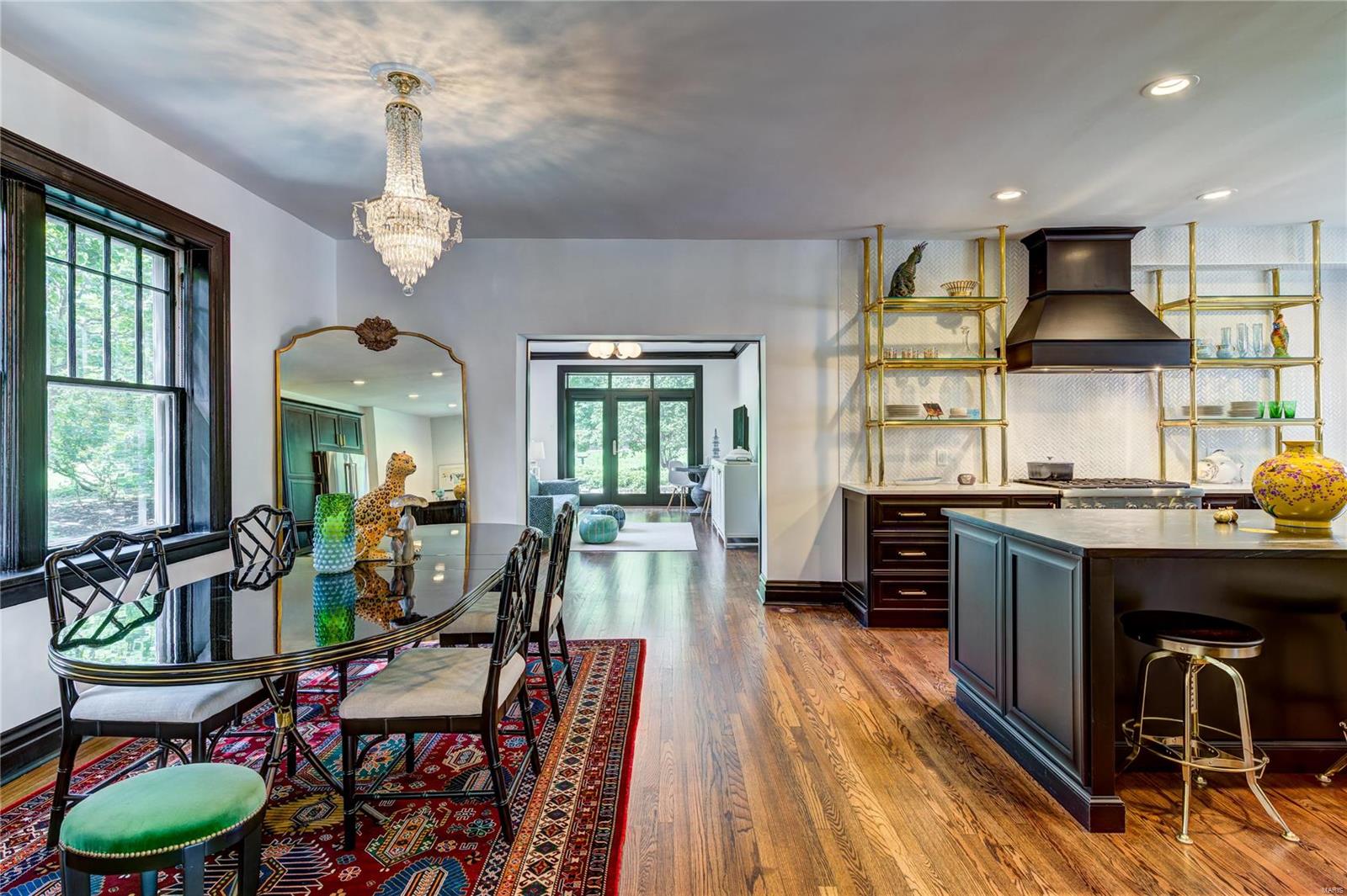 Country Club Court - Residential