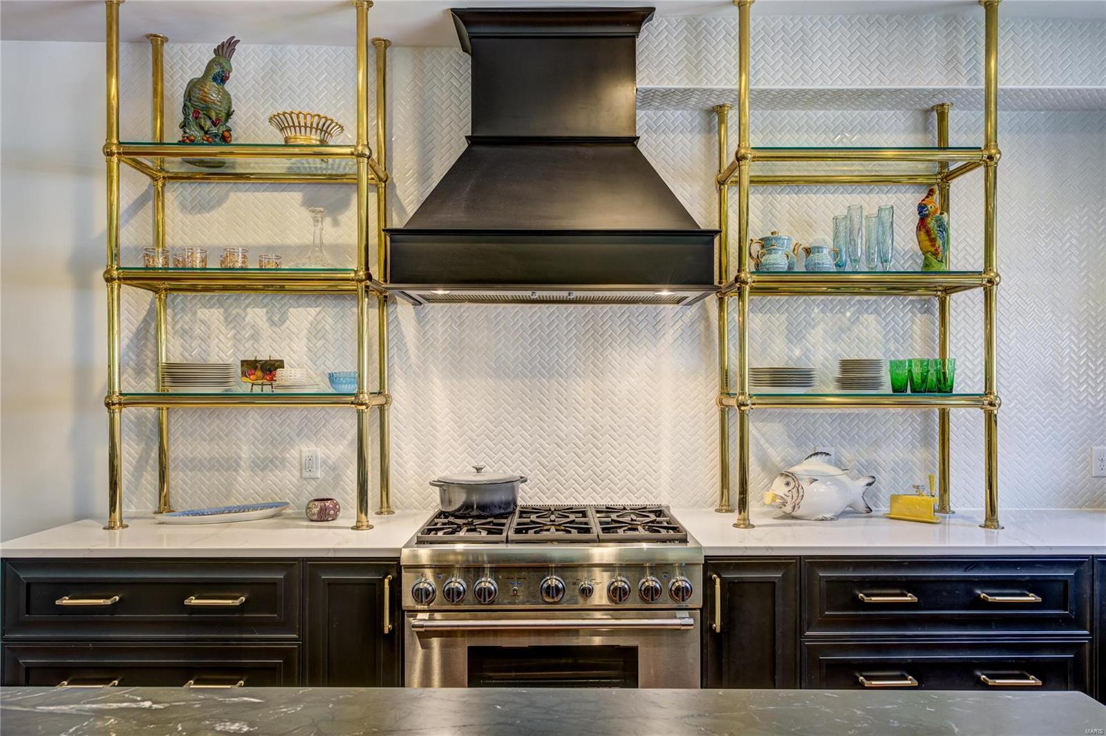 Country Club Court - Residential