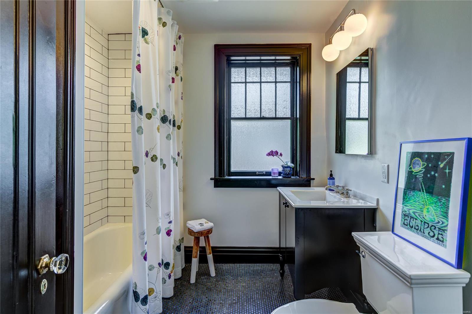 Country Club Court - Residential