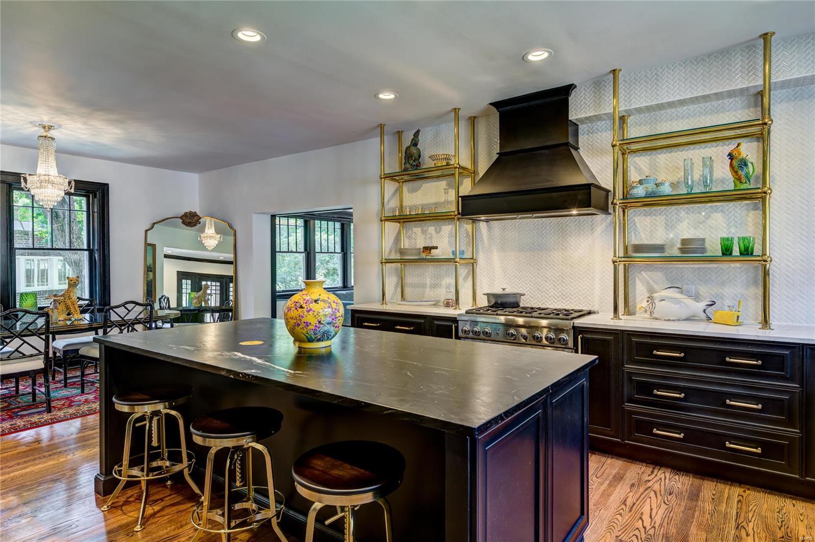 Country Club Court - Residential