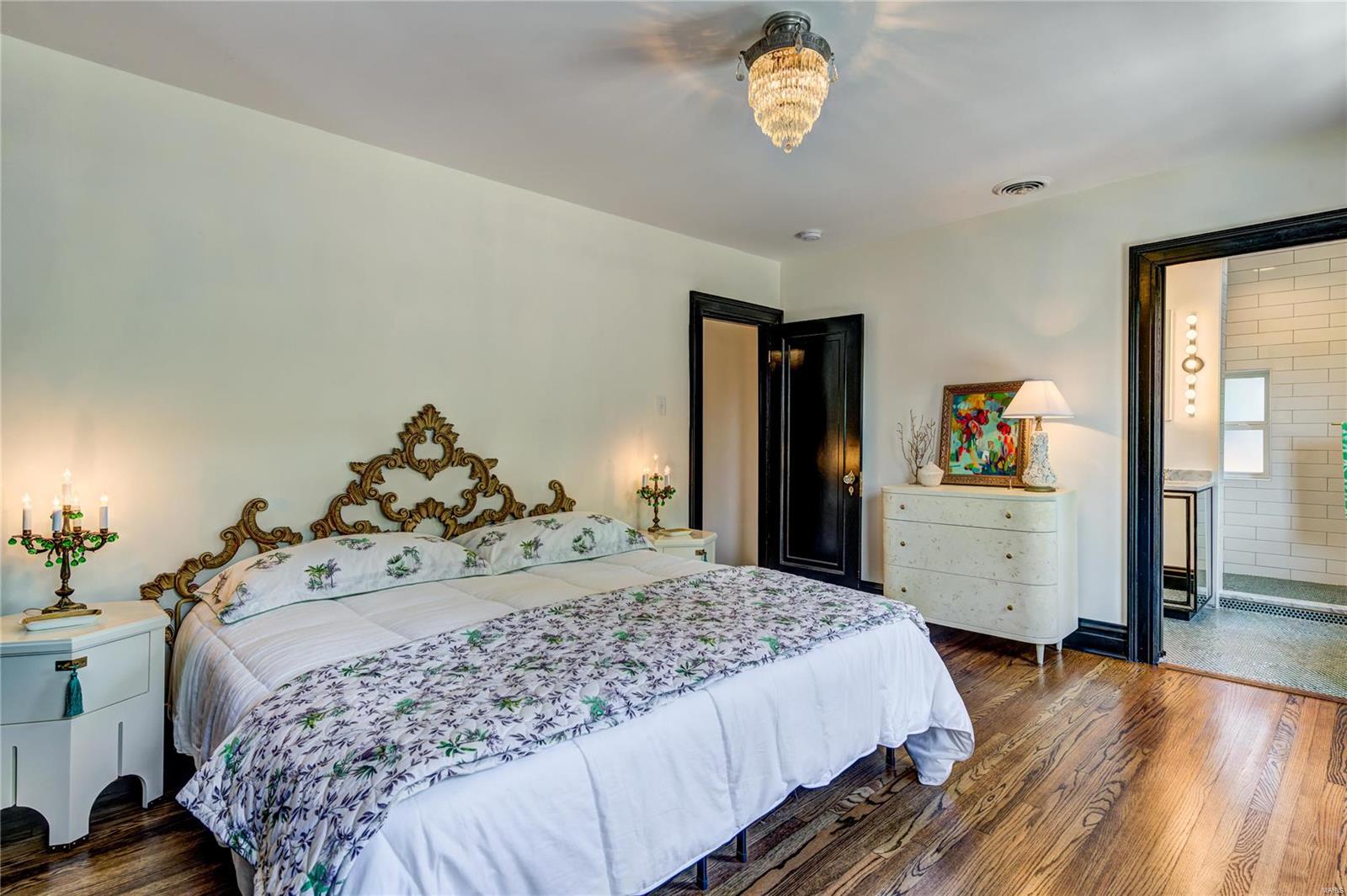 Country Club Court - Residential