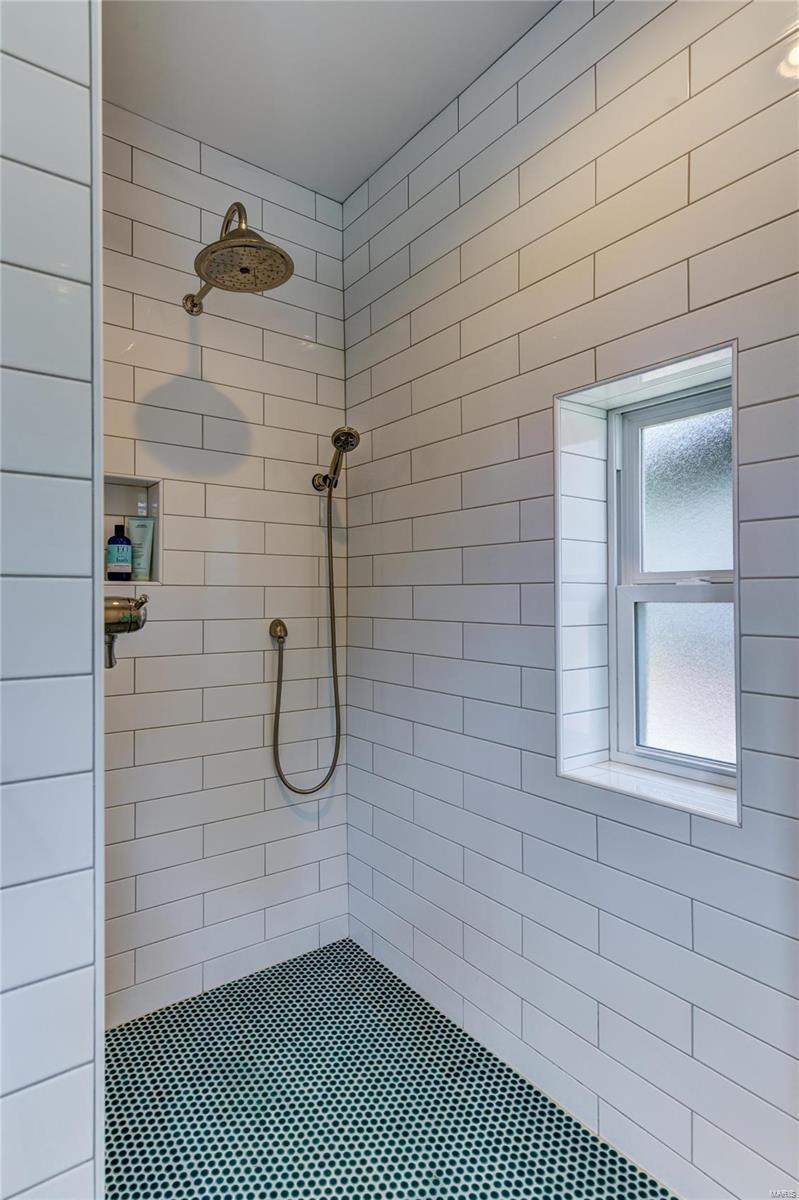 Country Club Court - Residential