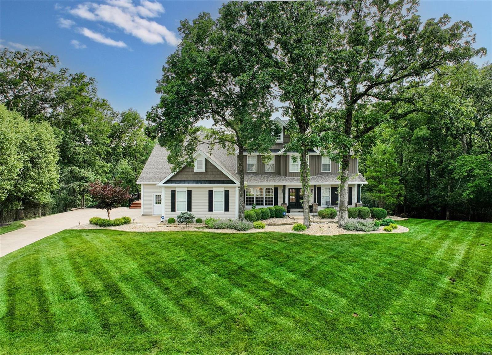 Lakes At Sheffield Forest One The - Residential