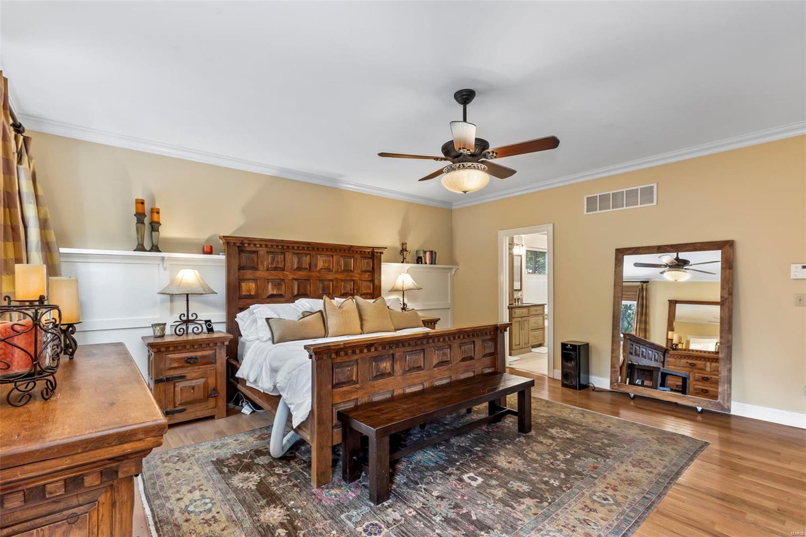 Lakes At Sheffield Forest One The - Residential