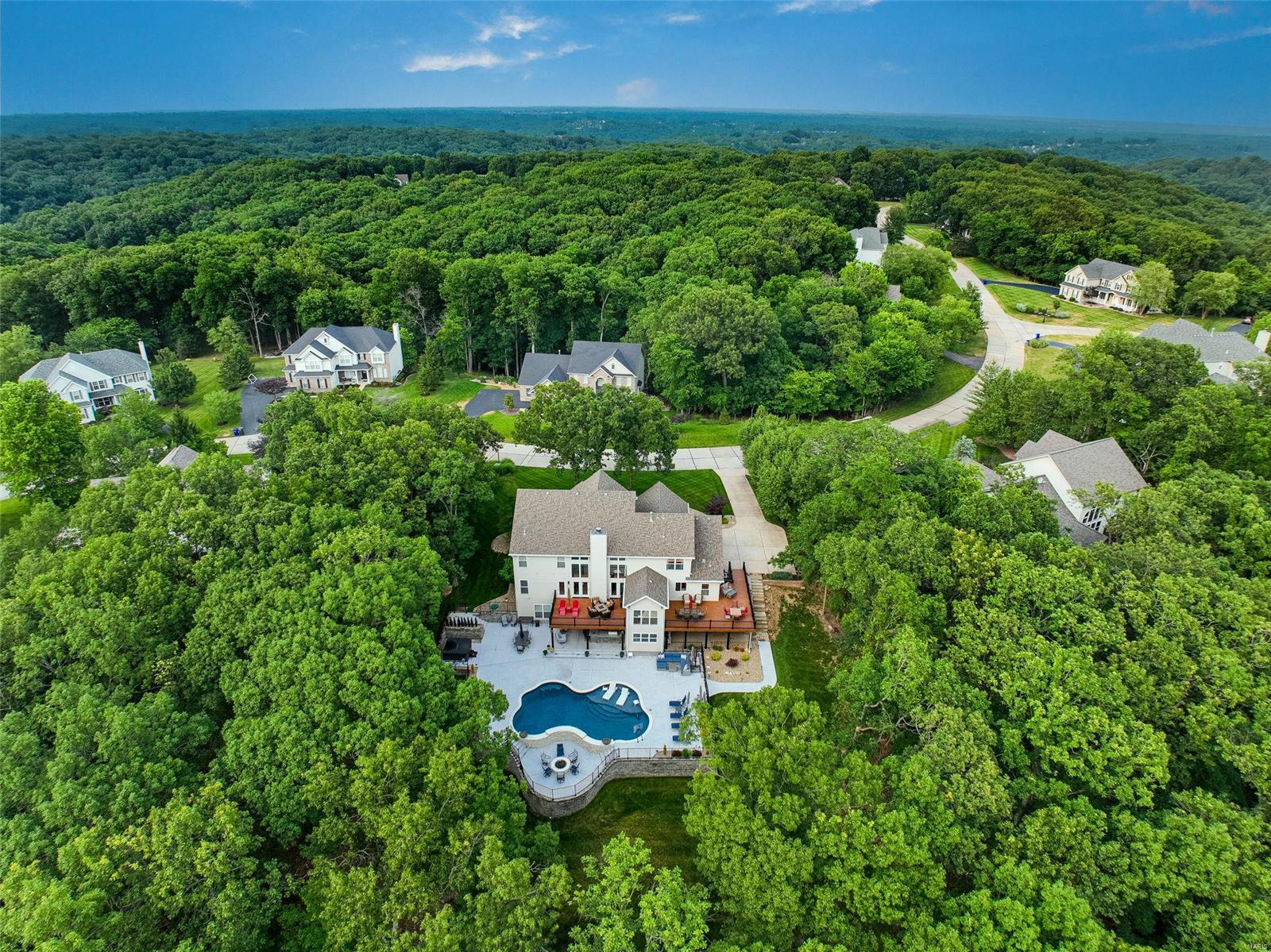 Lakes At Sheffield Forest One The - Residential