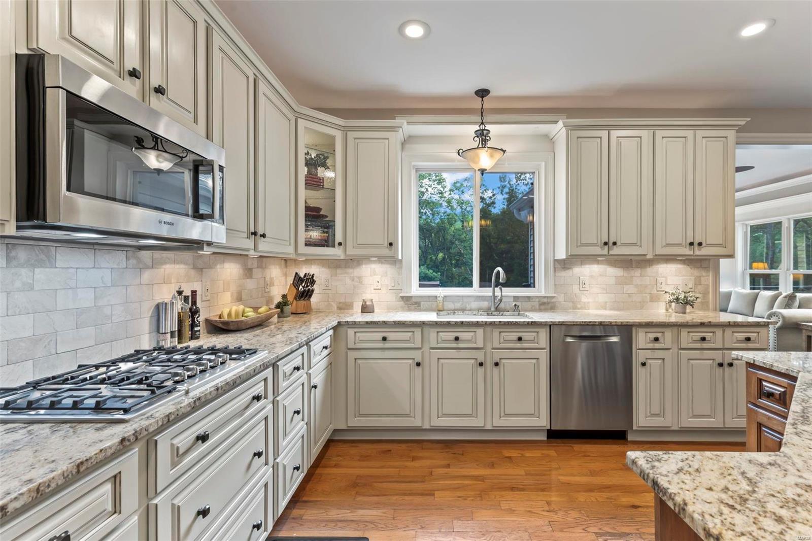 Lakes At Sheffield Forest One The - Residential