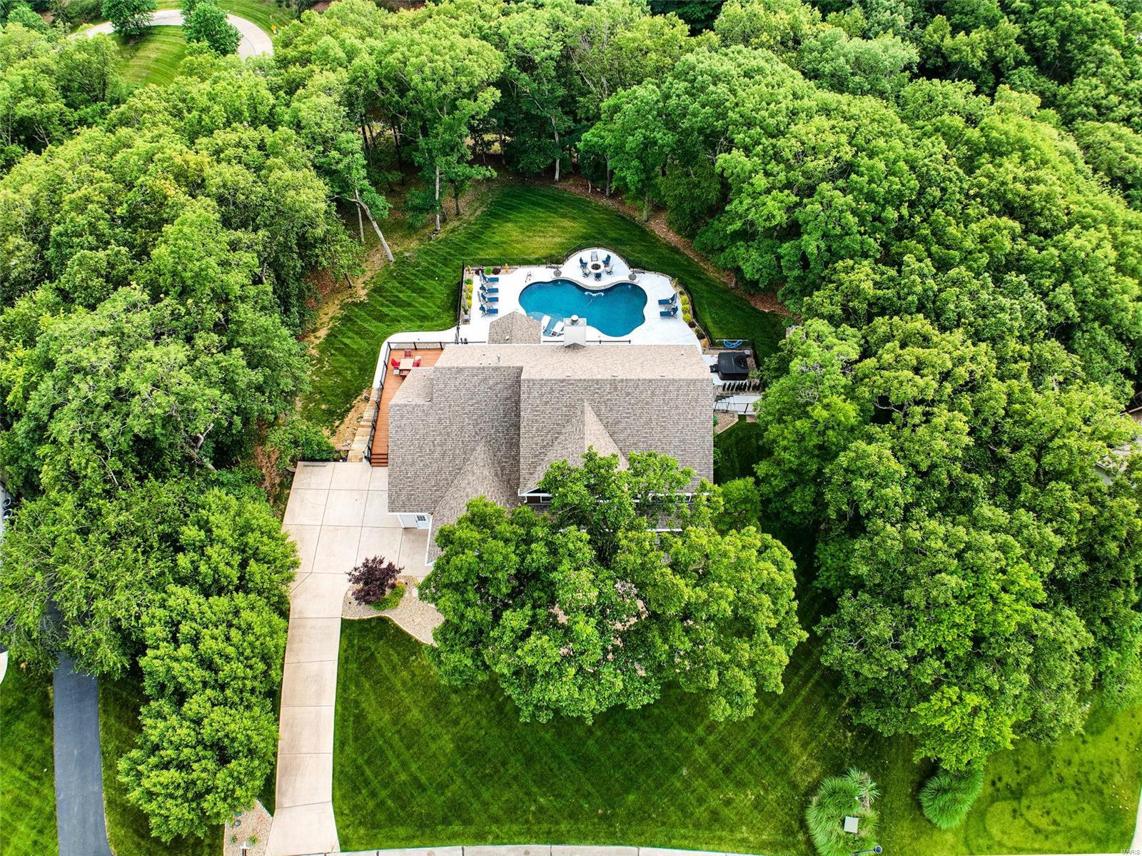 Lakes At Sheffield Forest One The - Residential