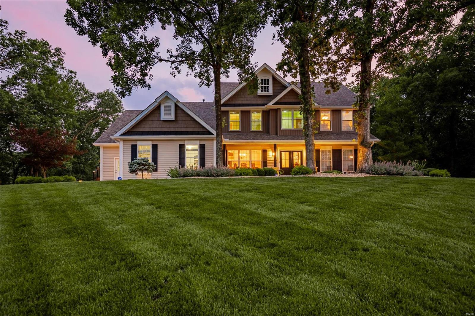 Lakes At Sheffield Forest One The - Residential