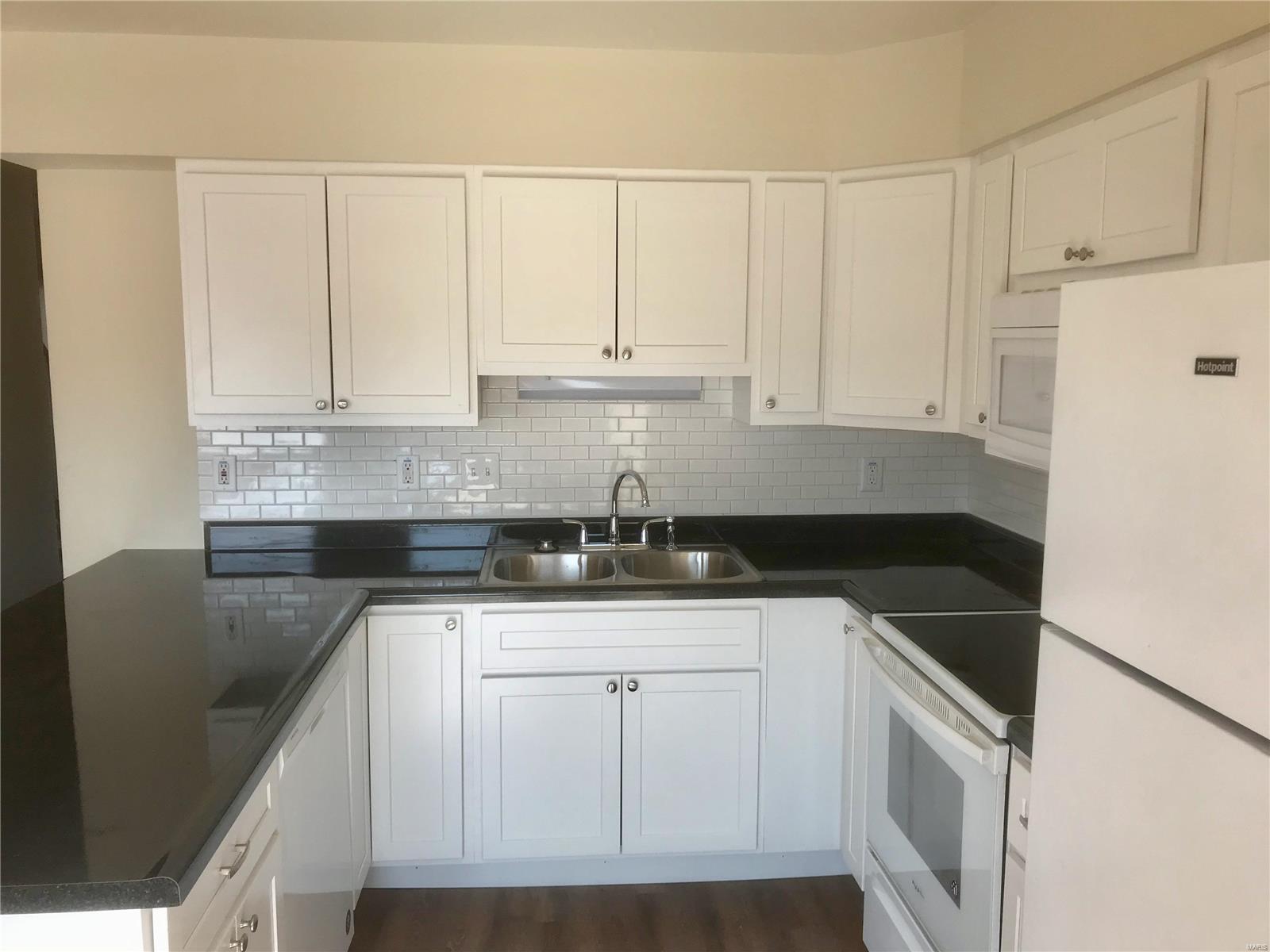 Hazelcrest Condo 1&2 - Residential Lease