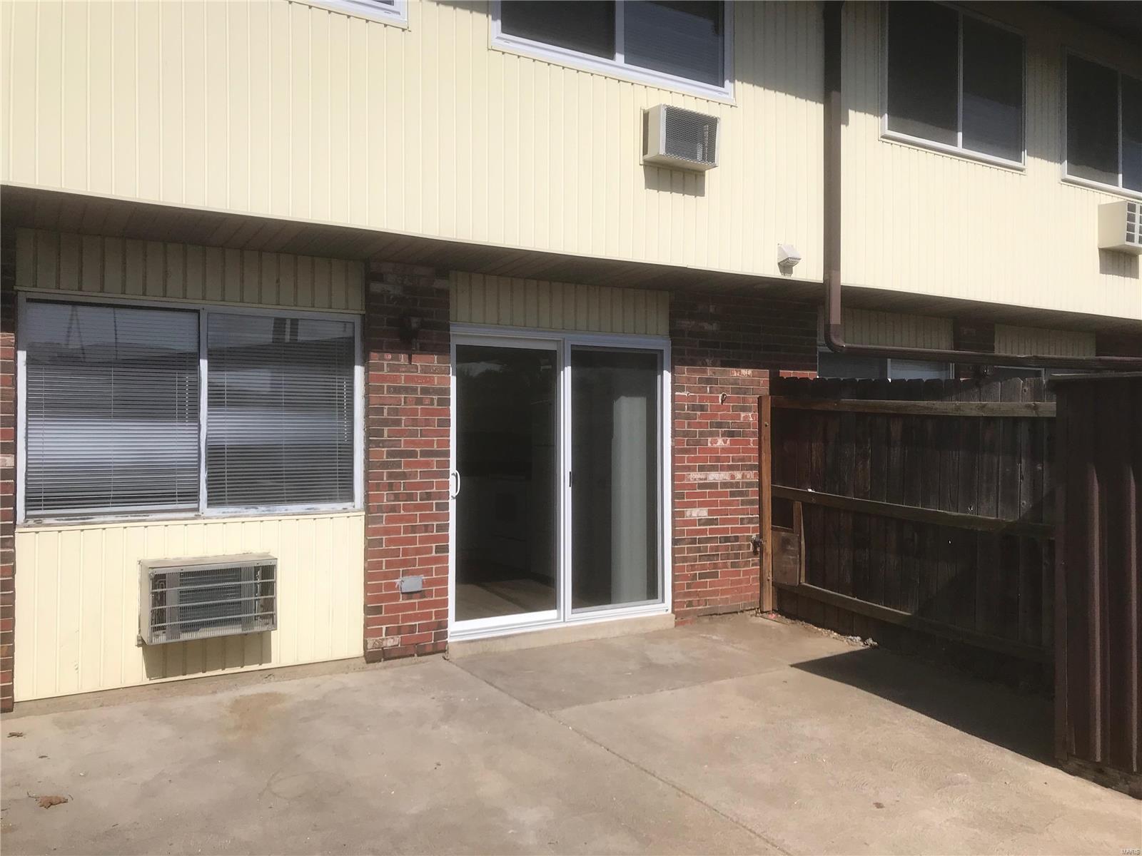 Hazelcrest Condo 1&2 - Residential Lease