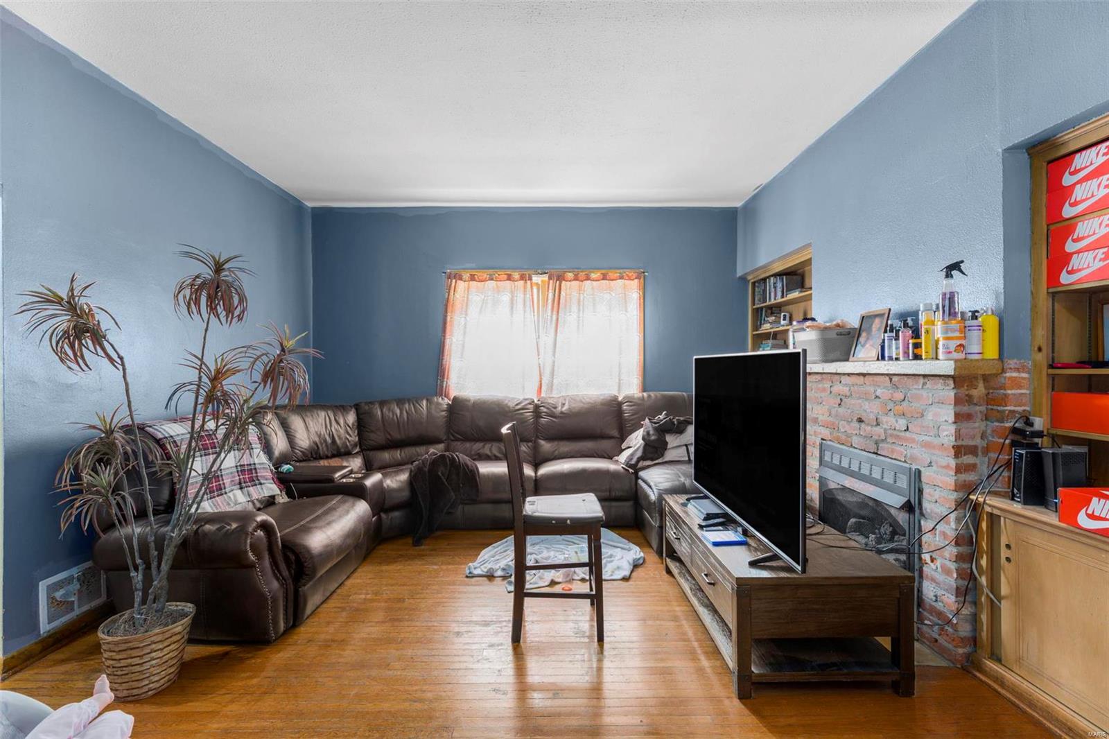 Henry T Blows Residence - Residential