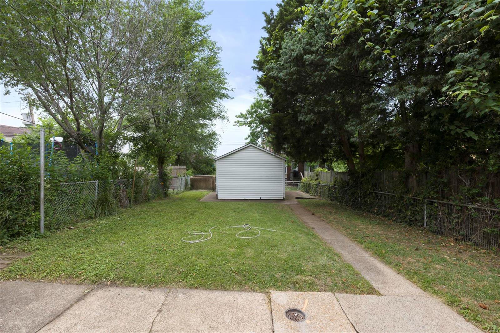 Henry T Blows Residence - Residential