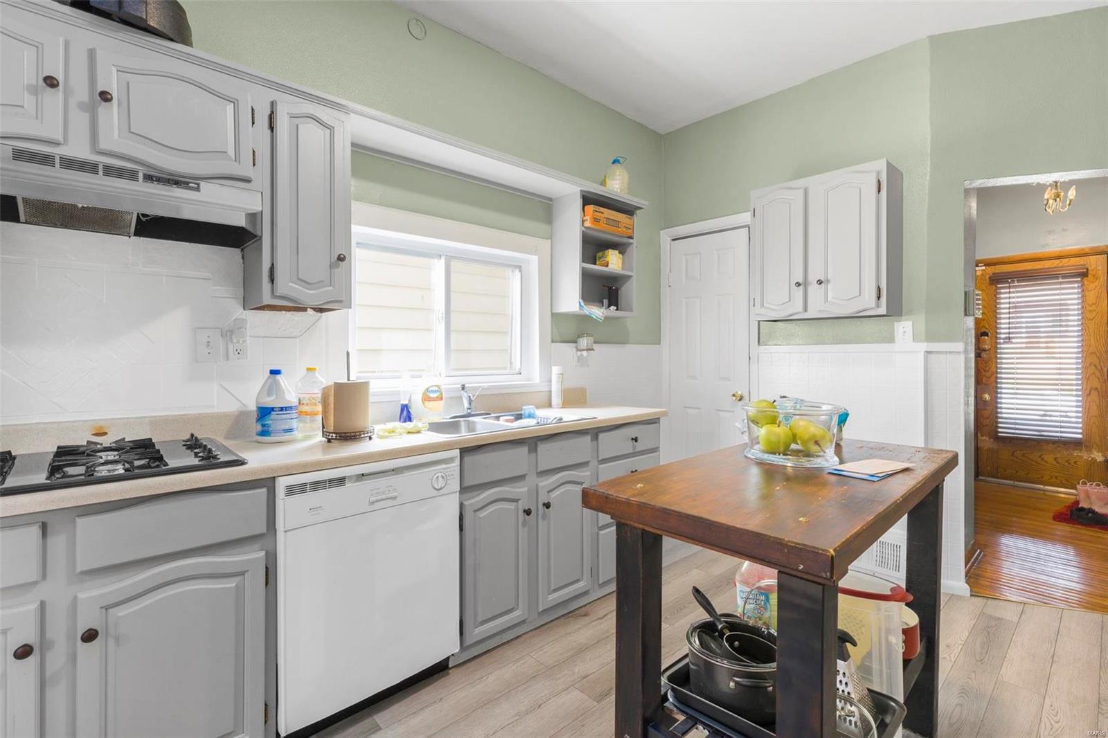 Henry T Blows Residence - Residential