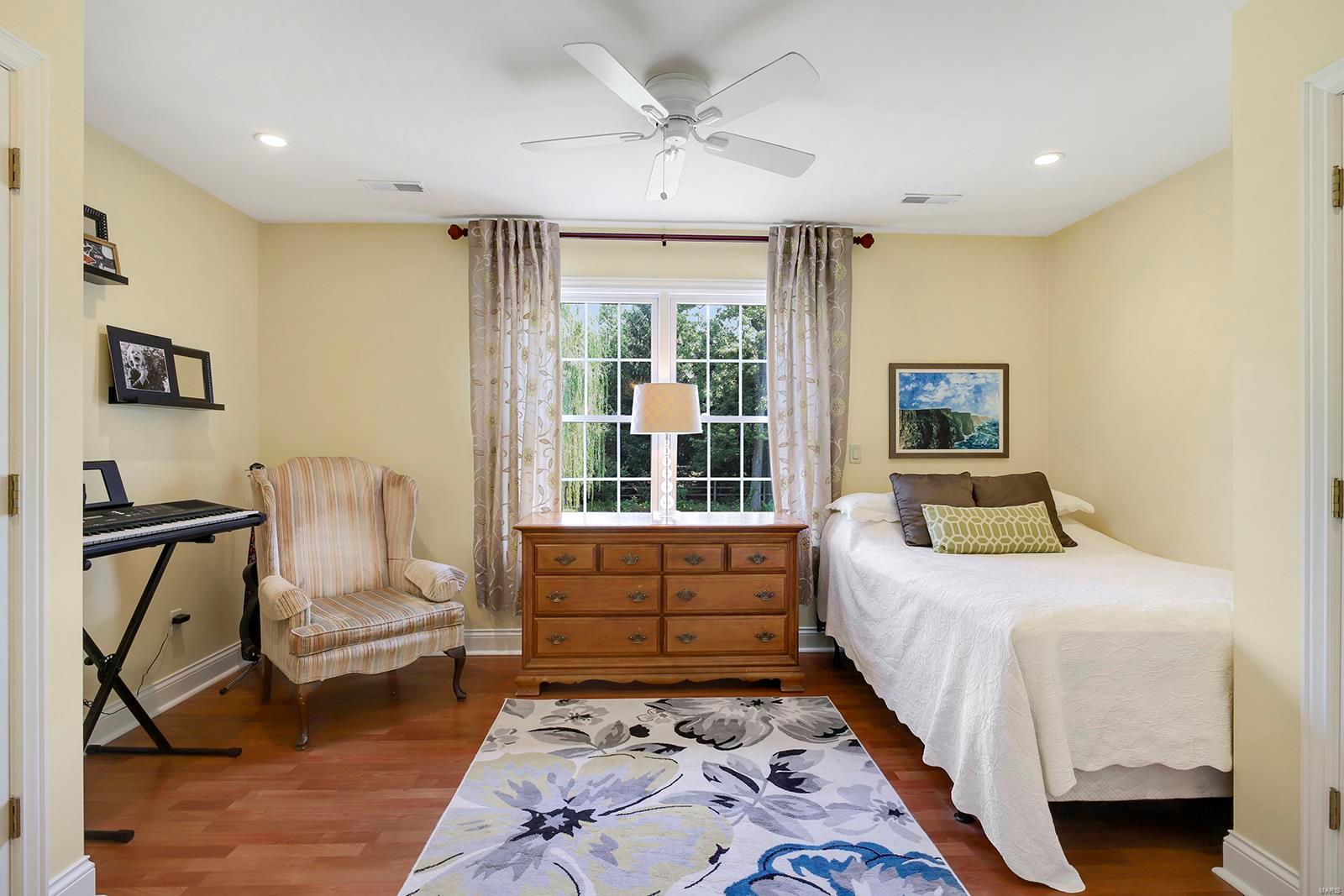 Clermont Court - Residential