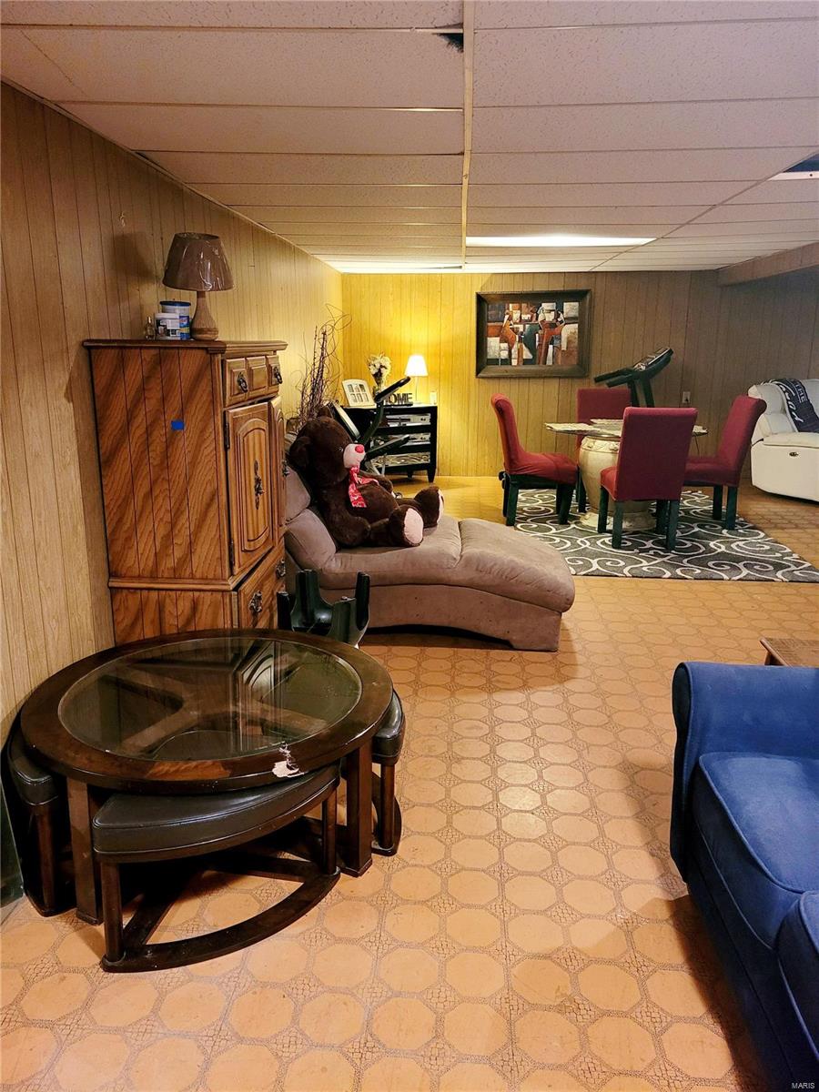 Paddock Hills 15 - Residential