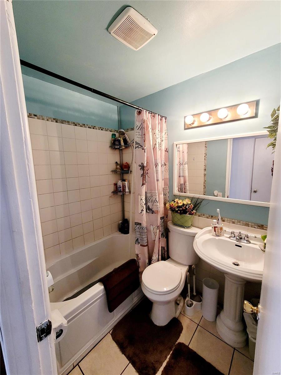 Paddock Hills 15 - Residential