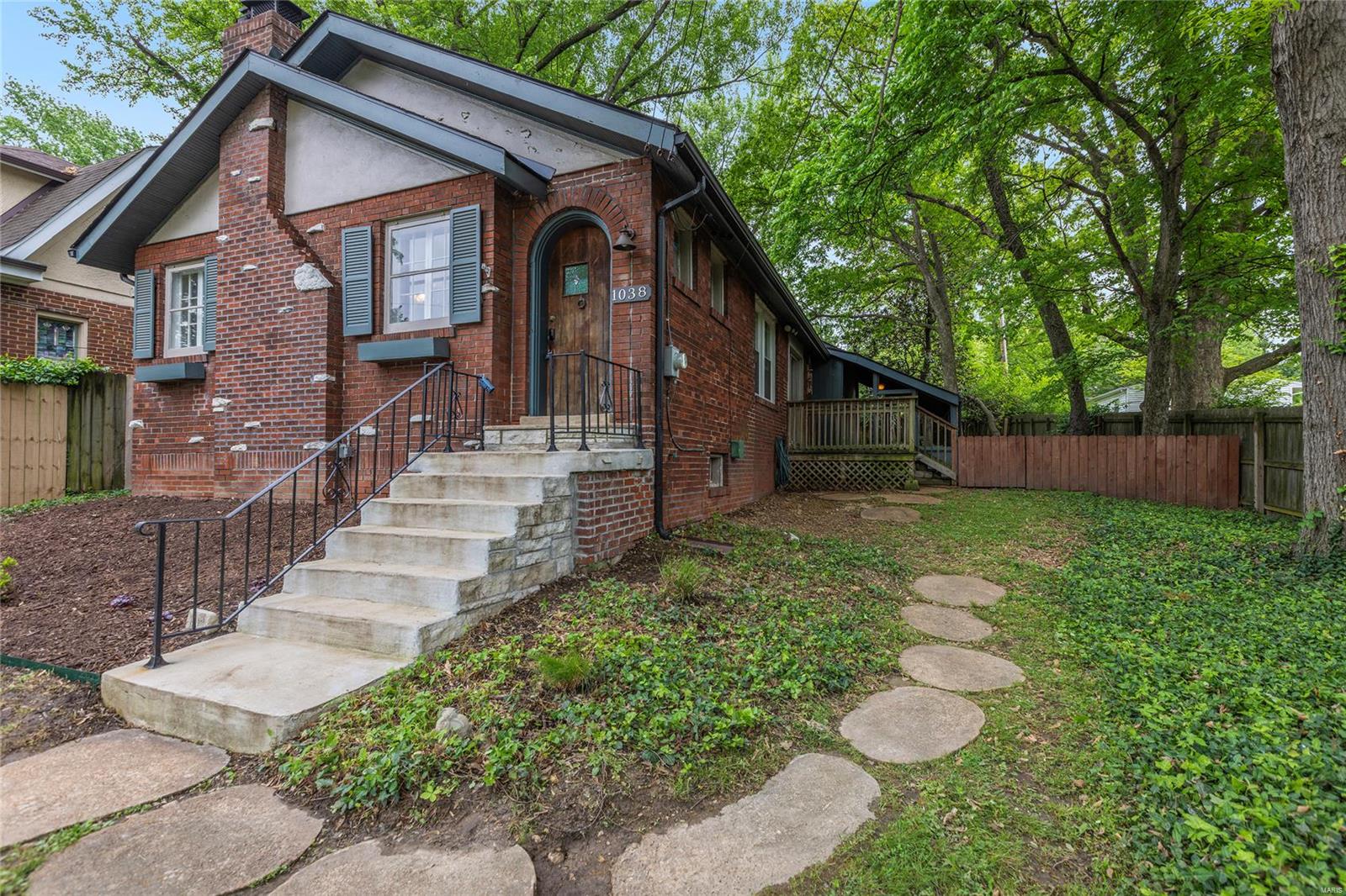 1038 Tuxedo Boulevard