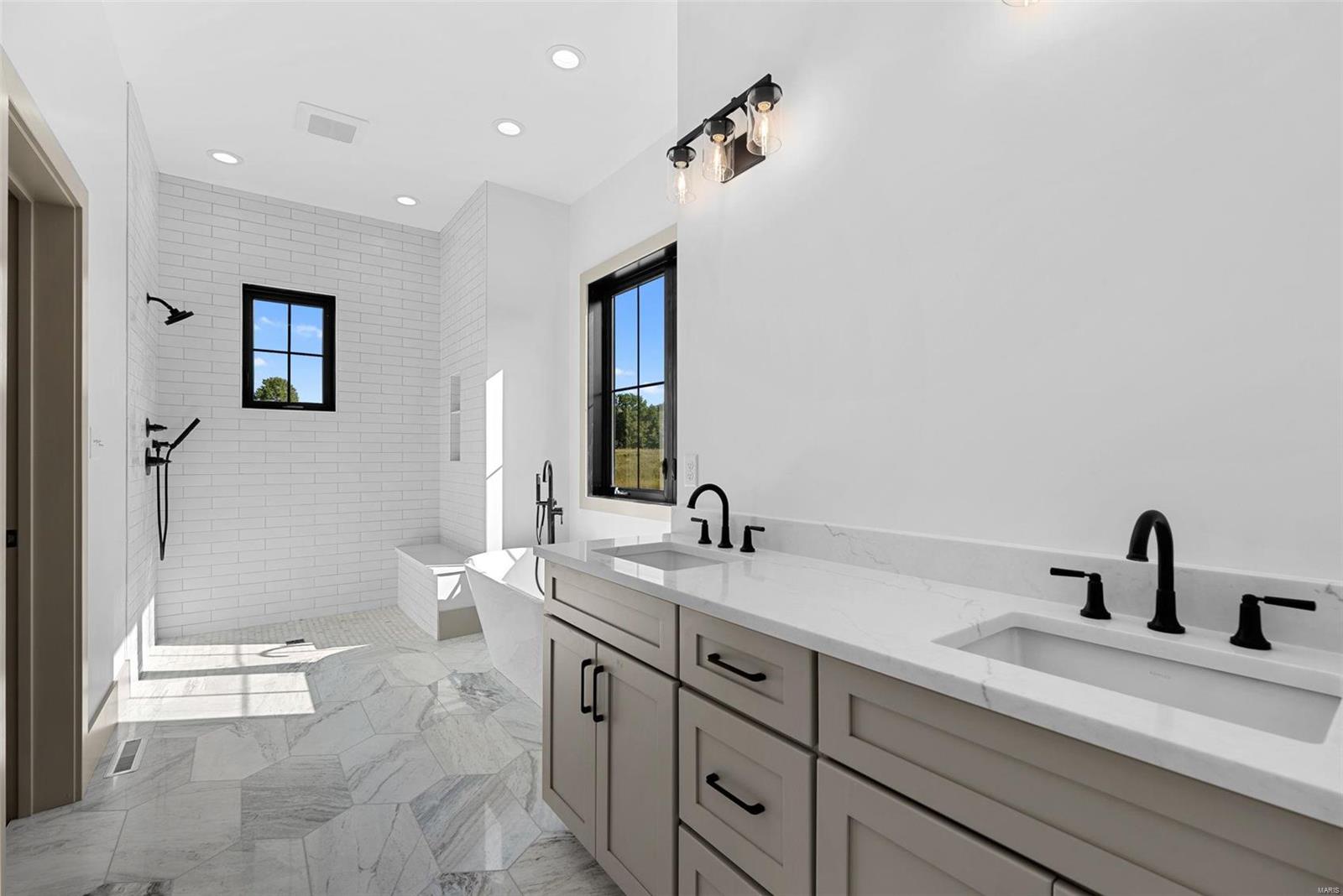 Creekside Farms - Residential