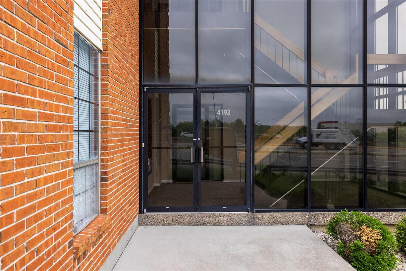 South Port Office Park - Commercial Sale